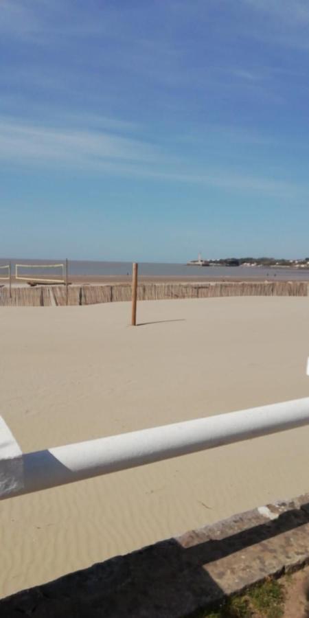 Location Saisonniere Cozes Exterior foto