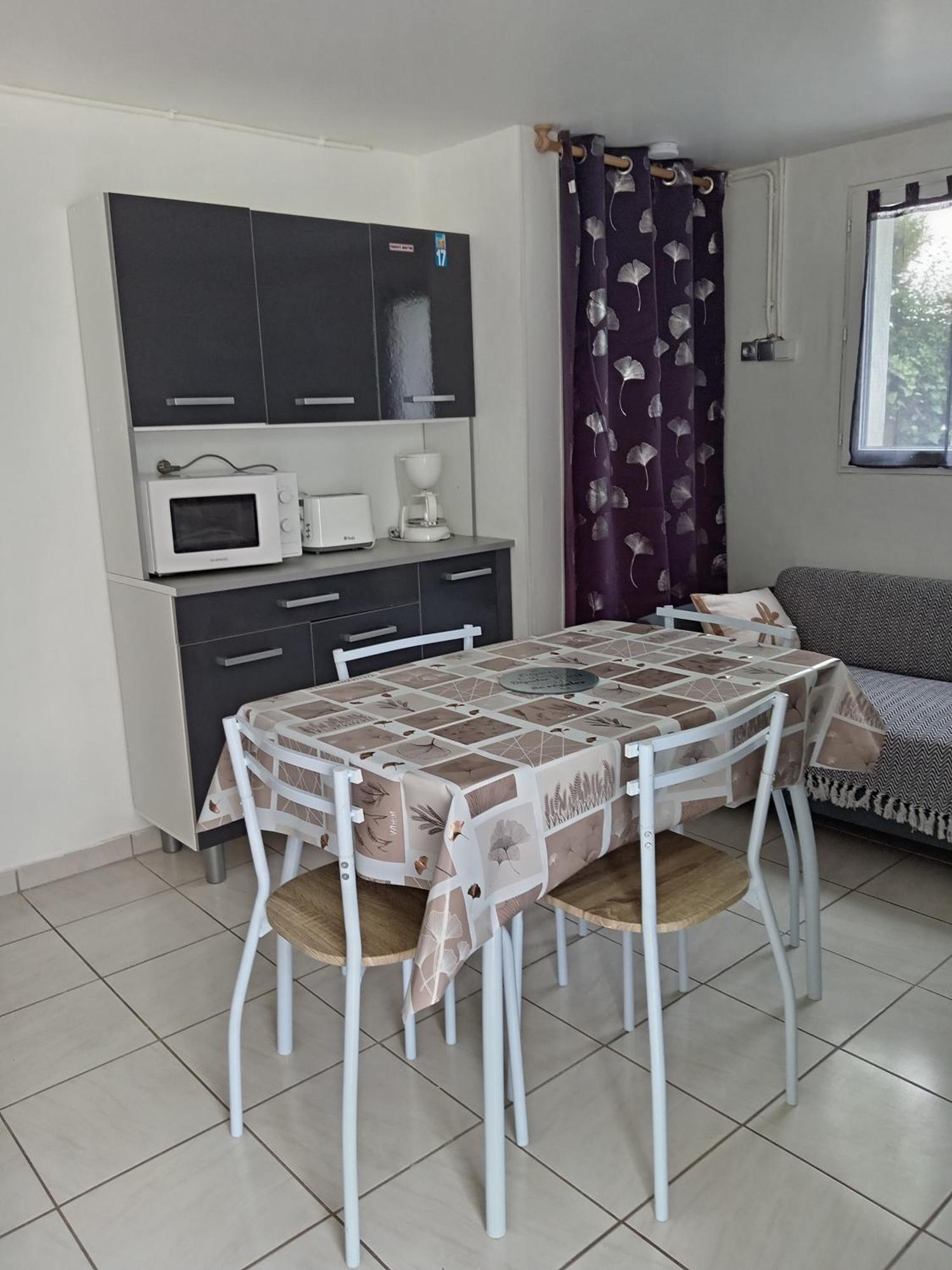 Location Saisonniere Cozes Exterior foto
